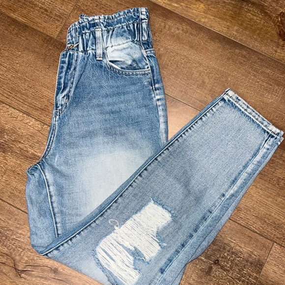 KanCan Denim - KanCan Paperbag Waist Distressed Jeans - LIKE NEW